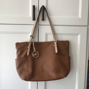 Michael Kors leather purse